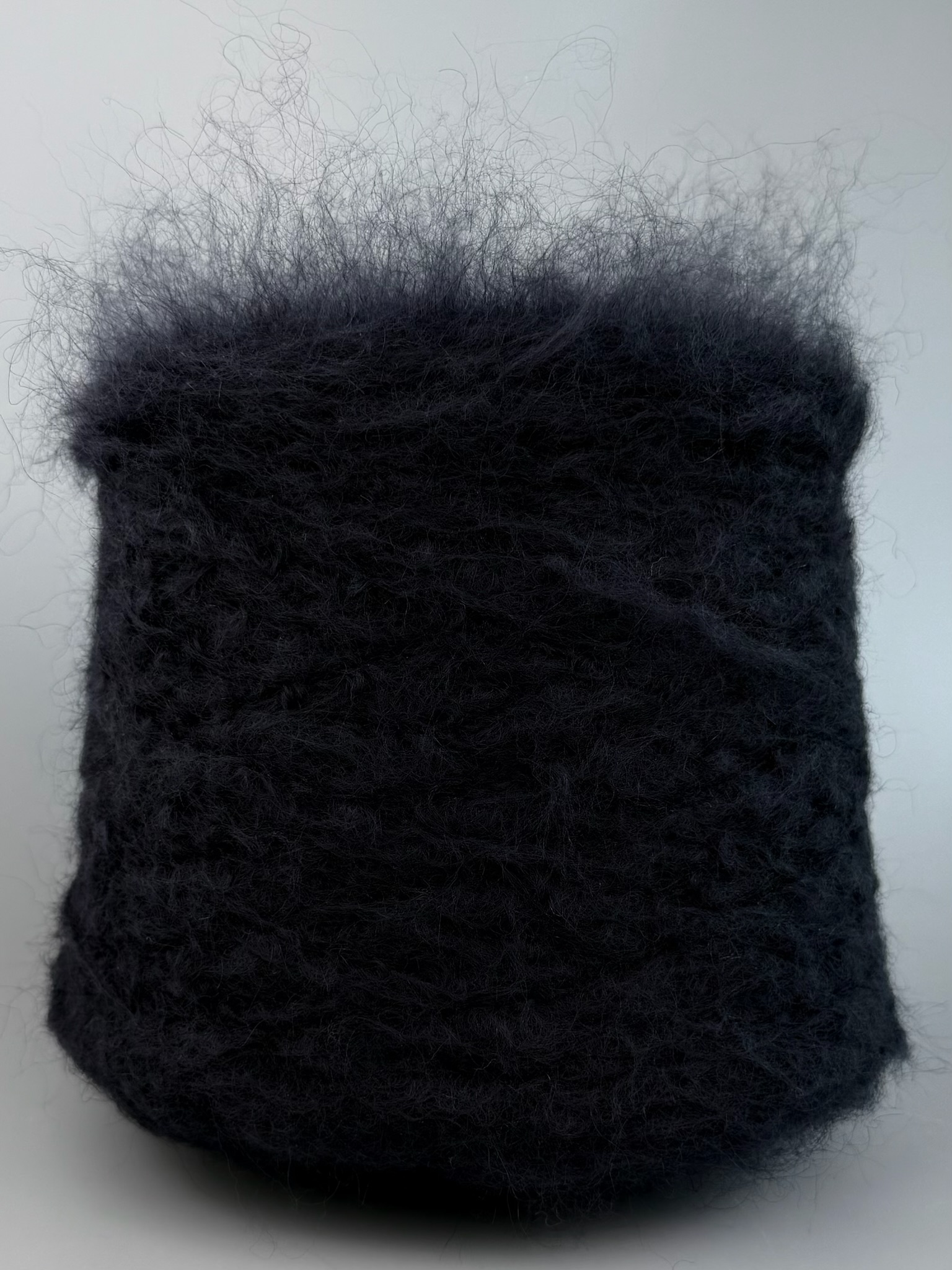 Big Mohair col. Nachtblau – 50% Mohair 24% Merinowolle 18% Alpaka – ca. 150 m / 100 g | Zimpfer Wolle Selezione foto 2